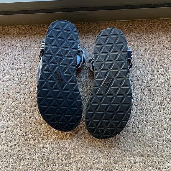 EUC Teva Midform Universal Sandal - Picture 7 of 7